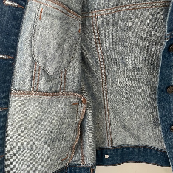 Old Navy jean jacket - Picture 4 of 5